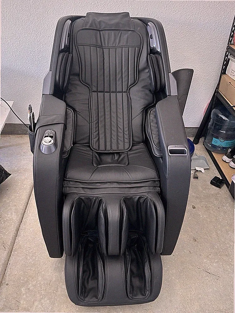 Insignia™ NS-MGC600BK2 3D Zero Gravity Full Body Massage Chair - Black #2